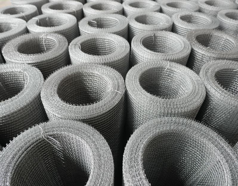 Crimped wire mesh